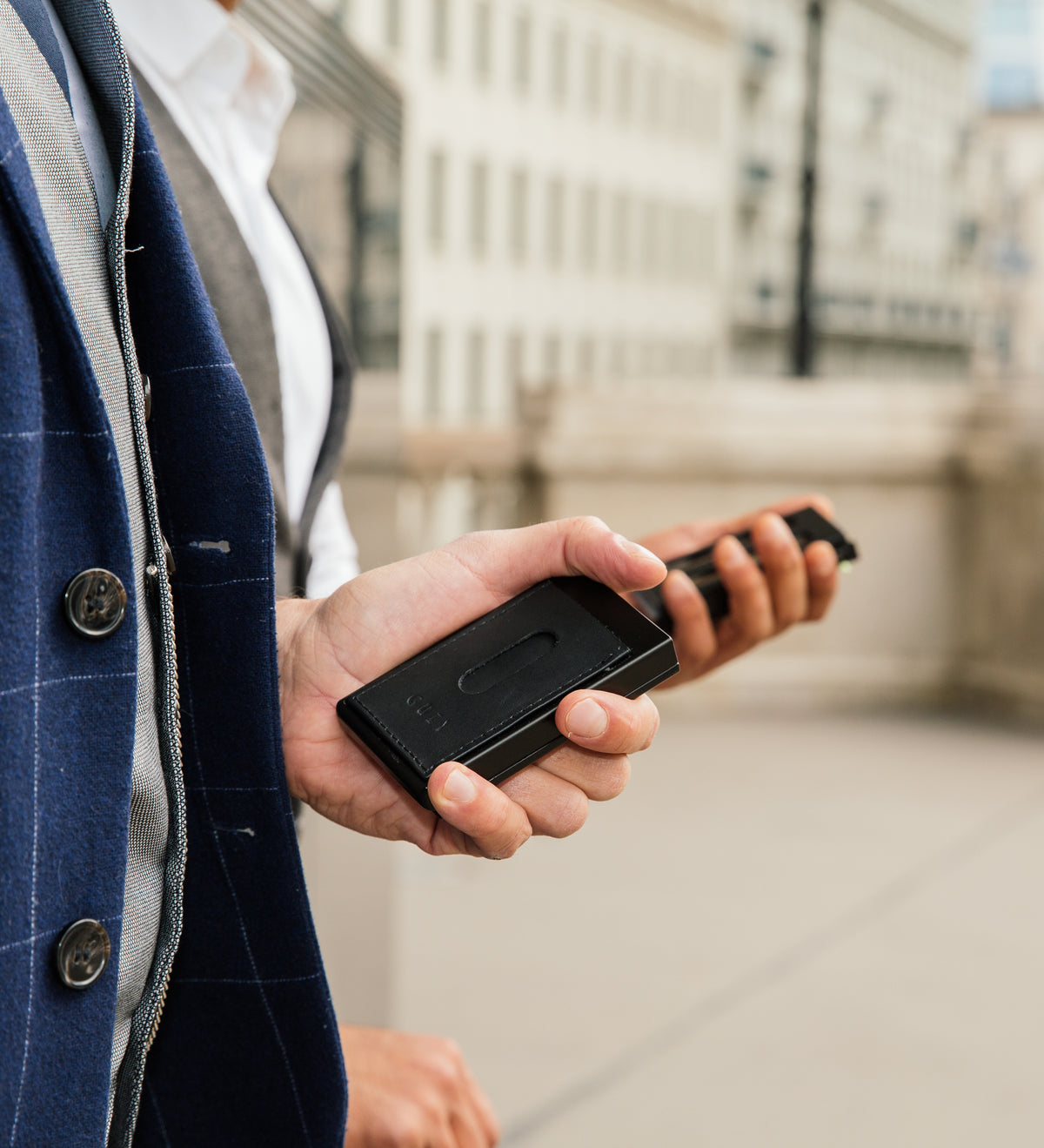 MONBUE ONE BLACK PEARL WALLET