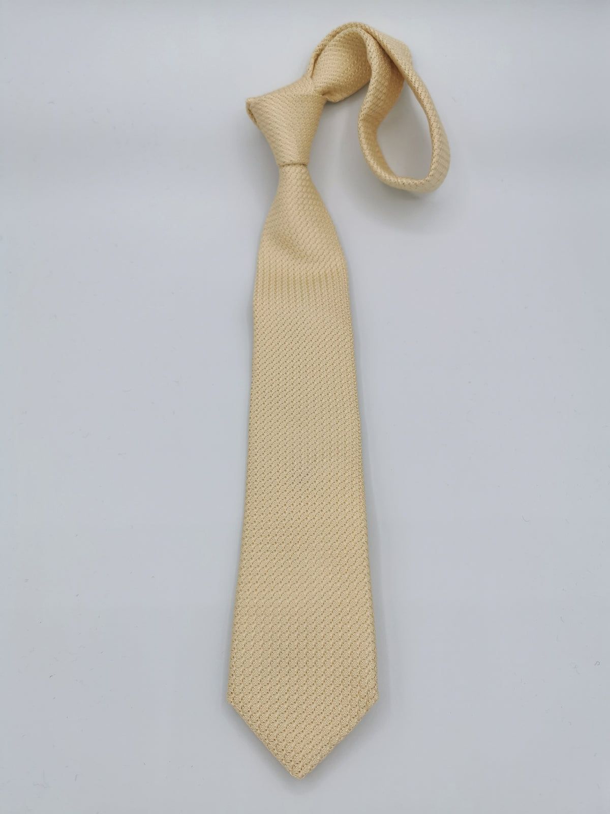 Ferala grenadine silk tie