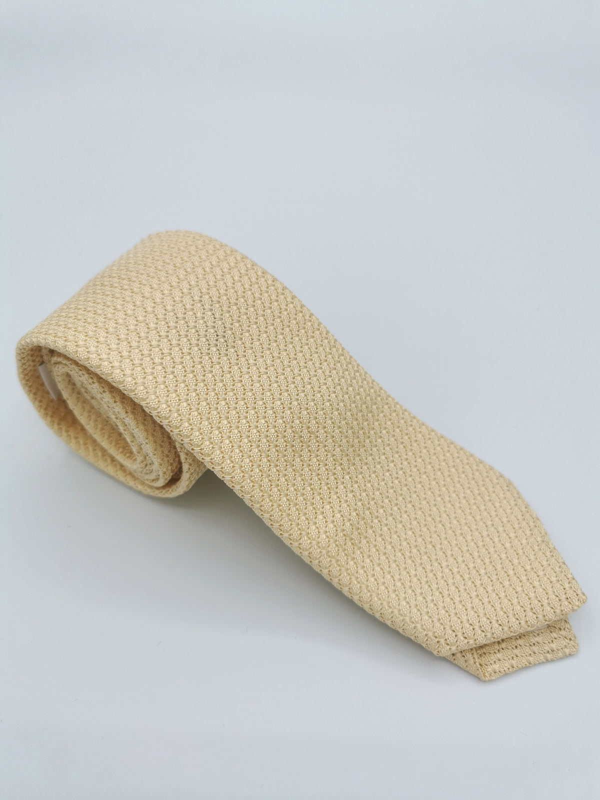 Ferala grenadine silk tie