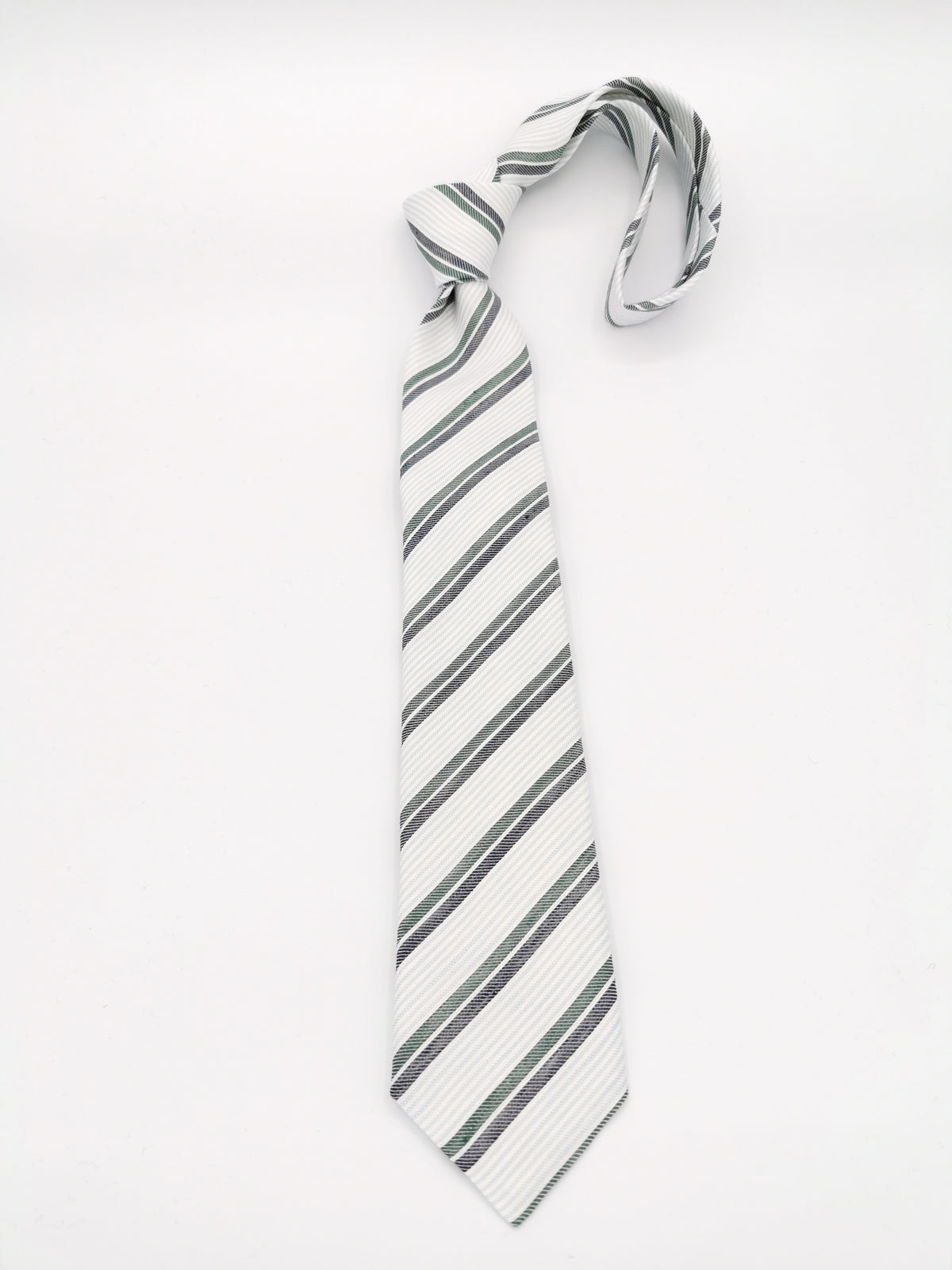 Ferala tie in white silk with gray and green stripes