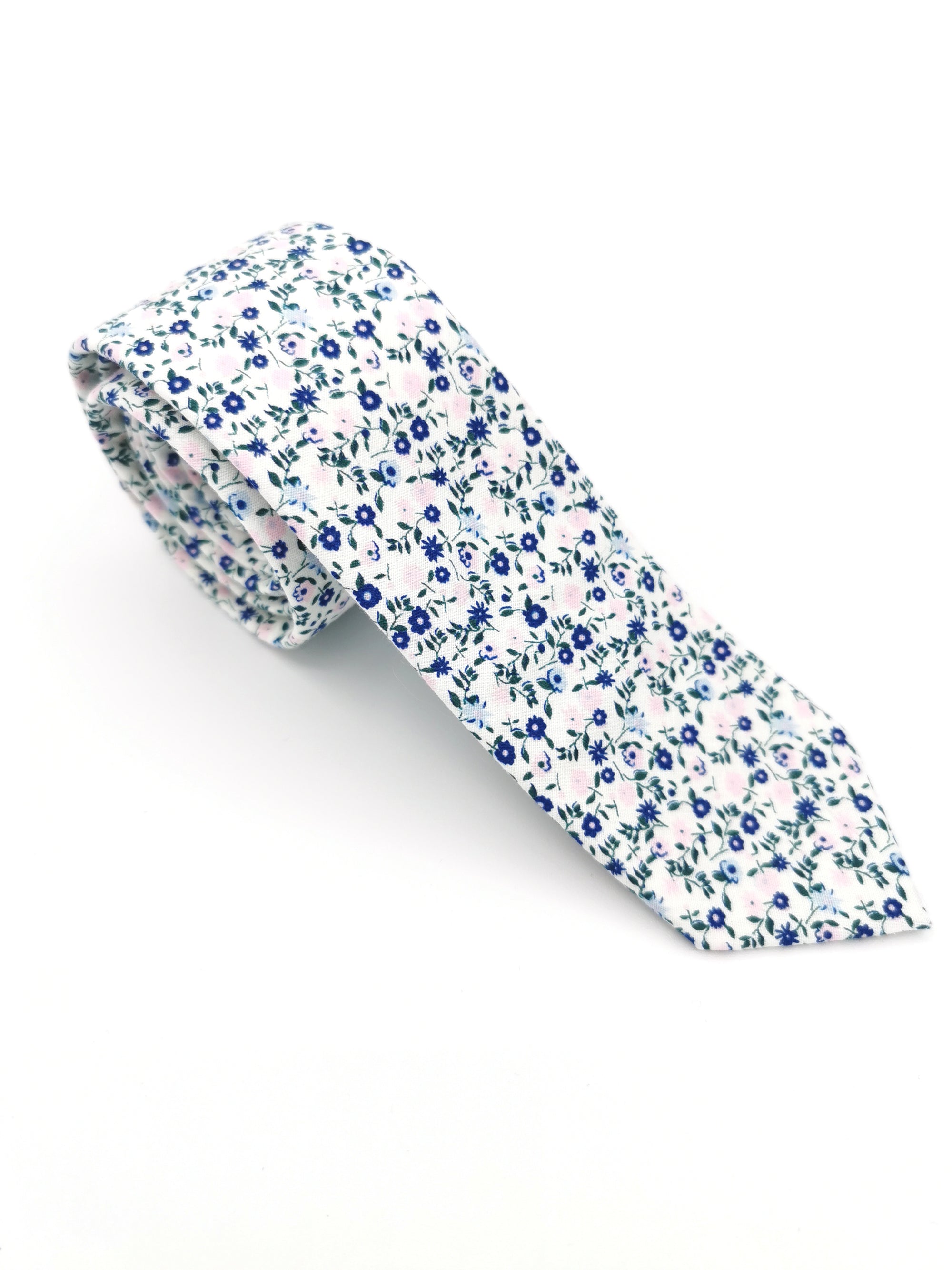 Cravate fine en coton à motif floral bleu et rose