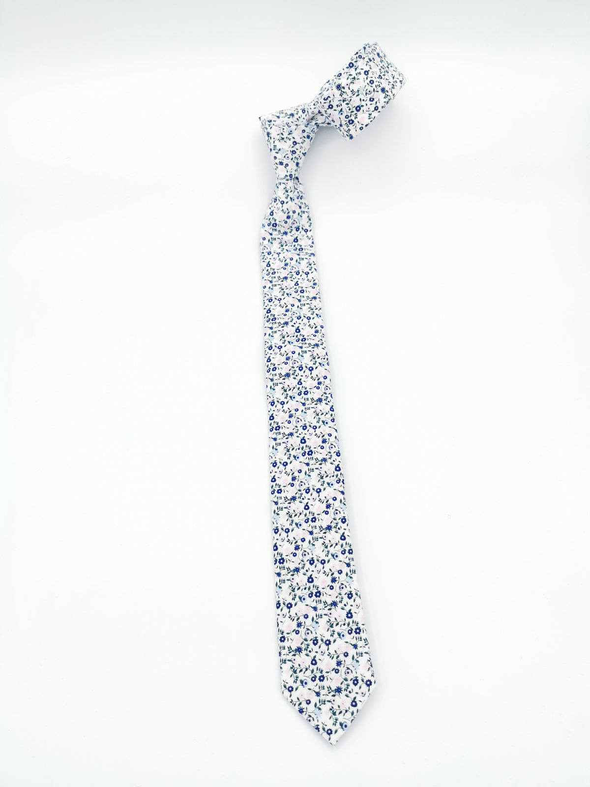 Fine cotton tie with blue and pink floral pattern