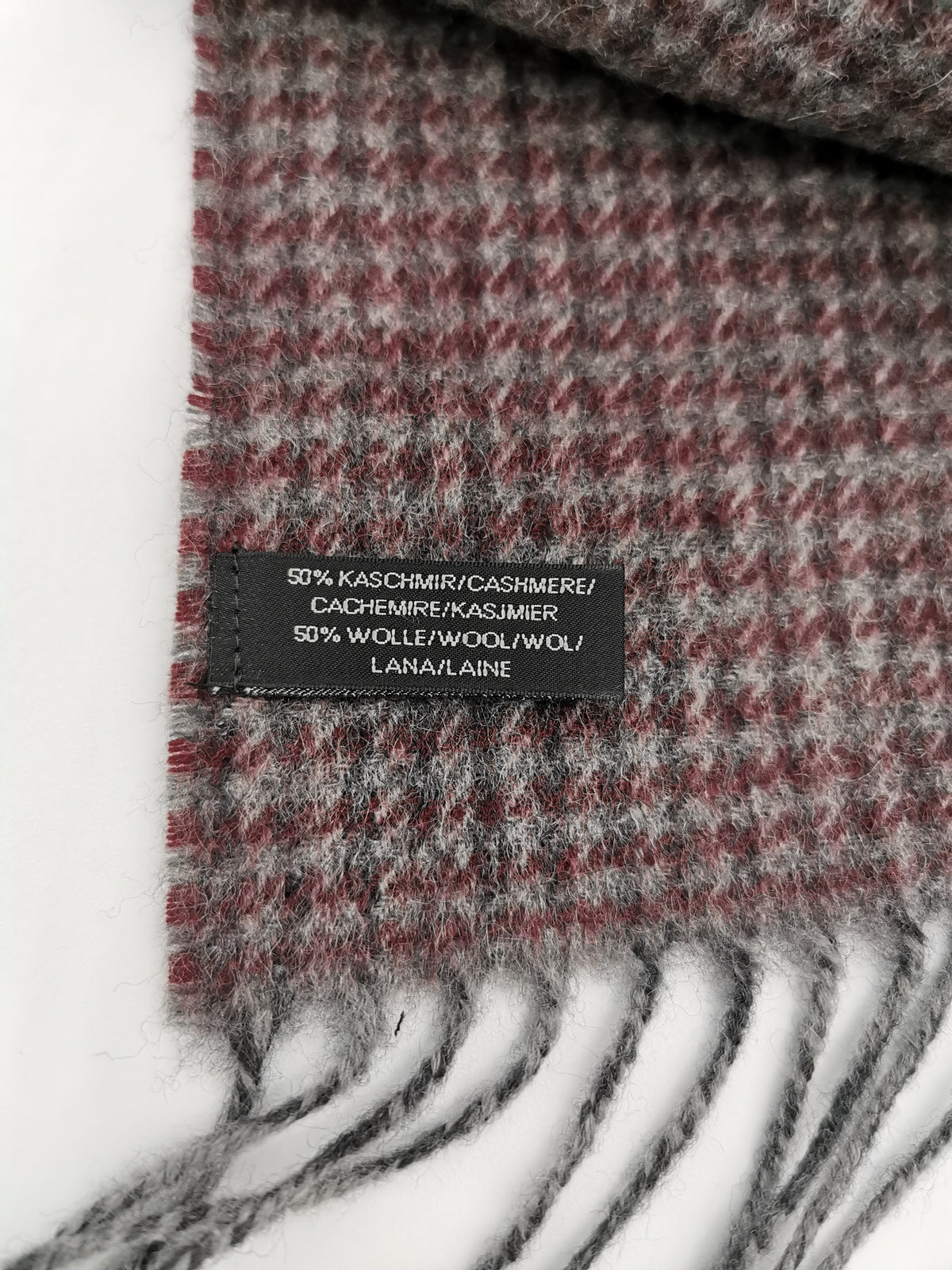 WOOL/CASHMERE HOUNDSTOOTH SCARF