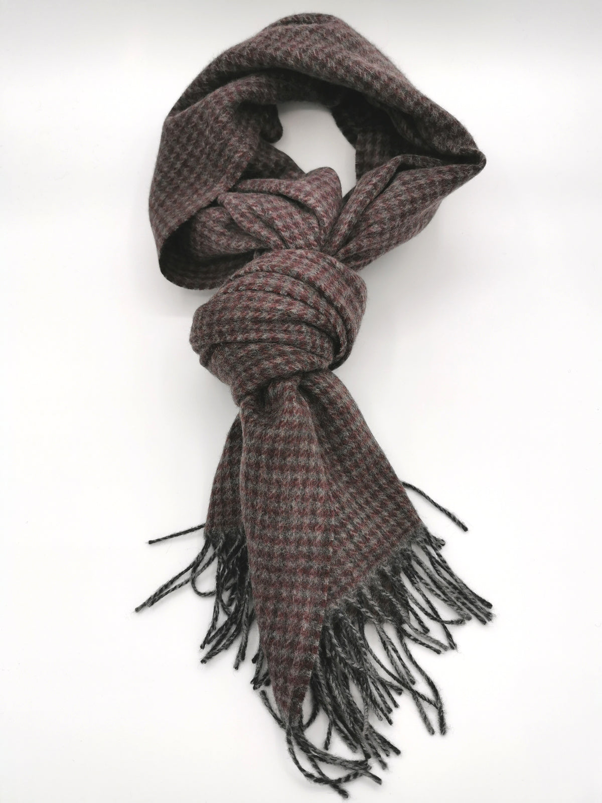 WOOL/CASHMERE HOUNDSTOOTH SCARF