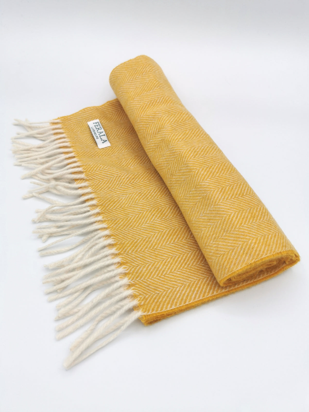 Herringbone cashmere scarf with white fringes