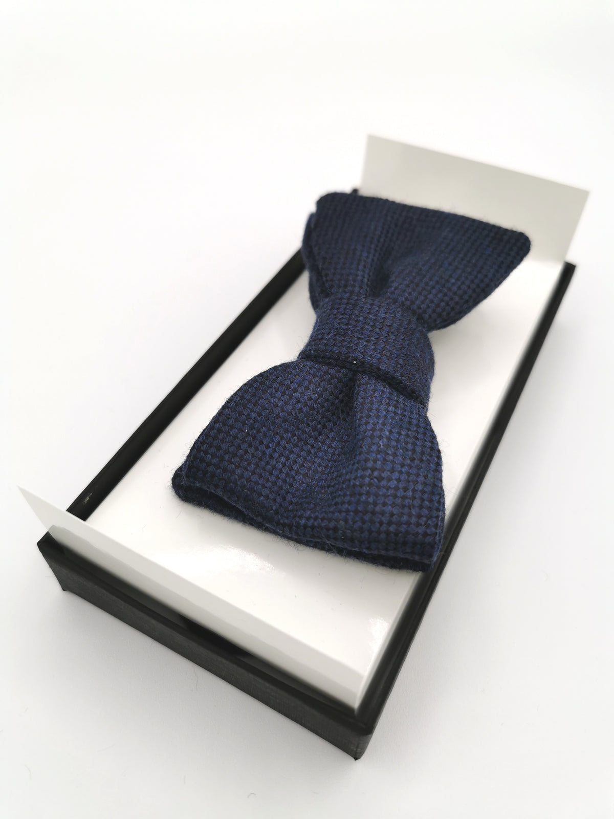 Navy wool/silk Ferala bow tie