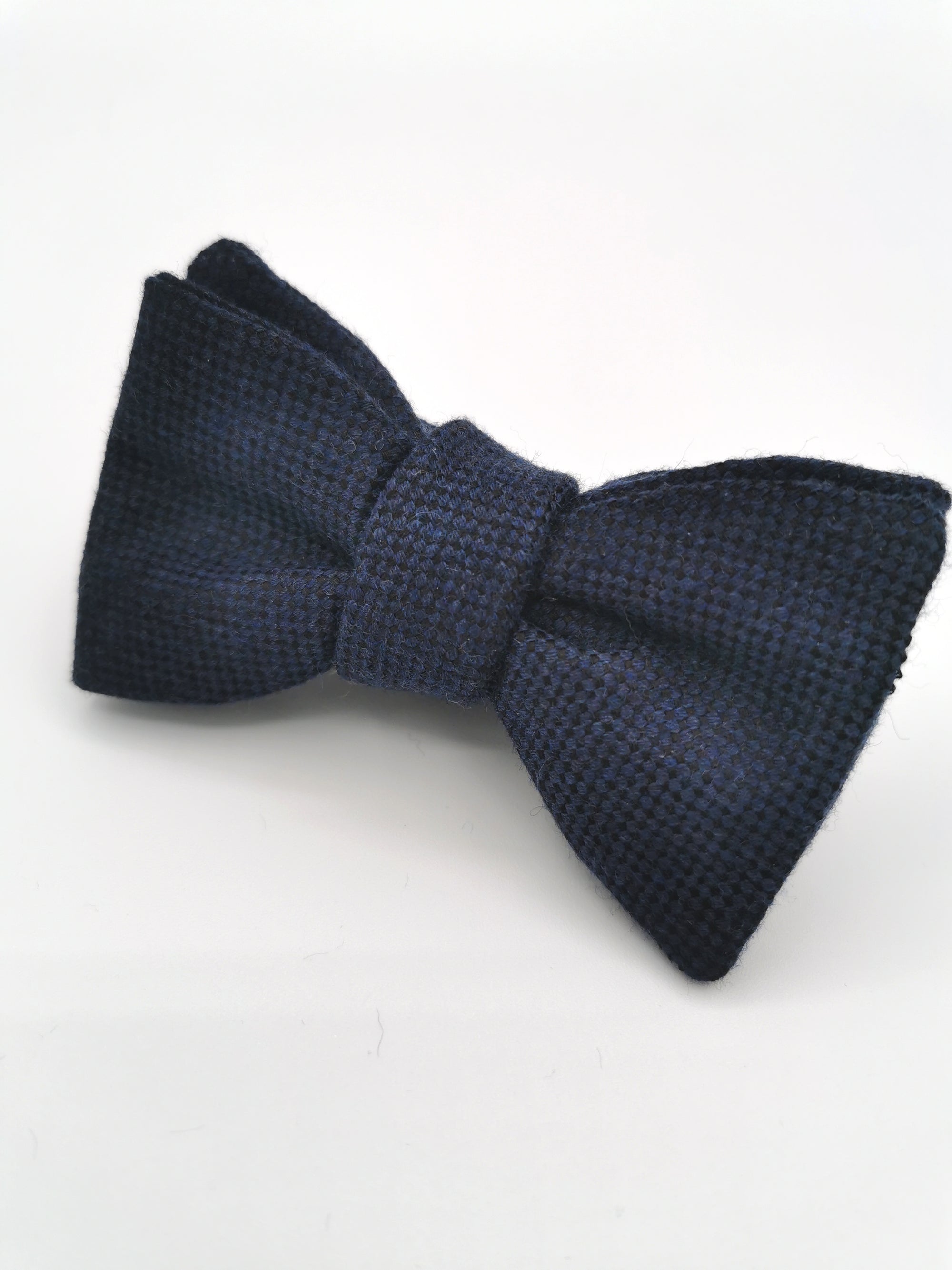 Navy wool/silk Ferala bow tie