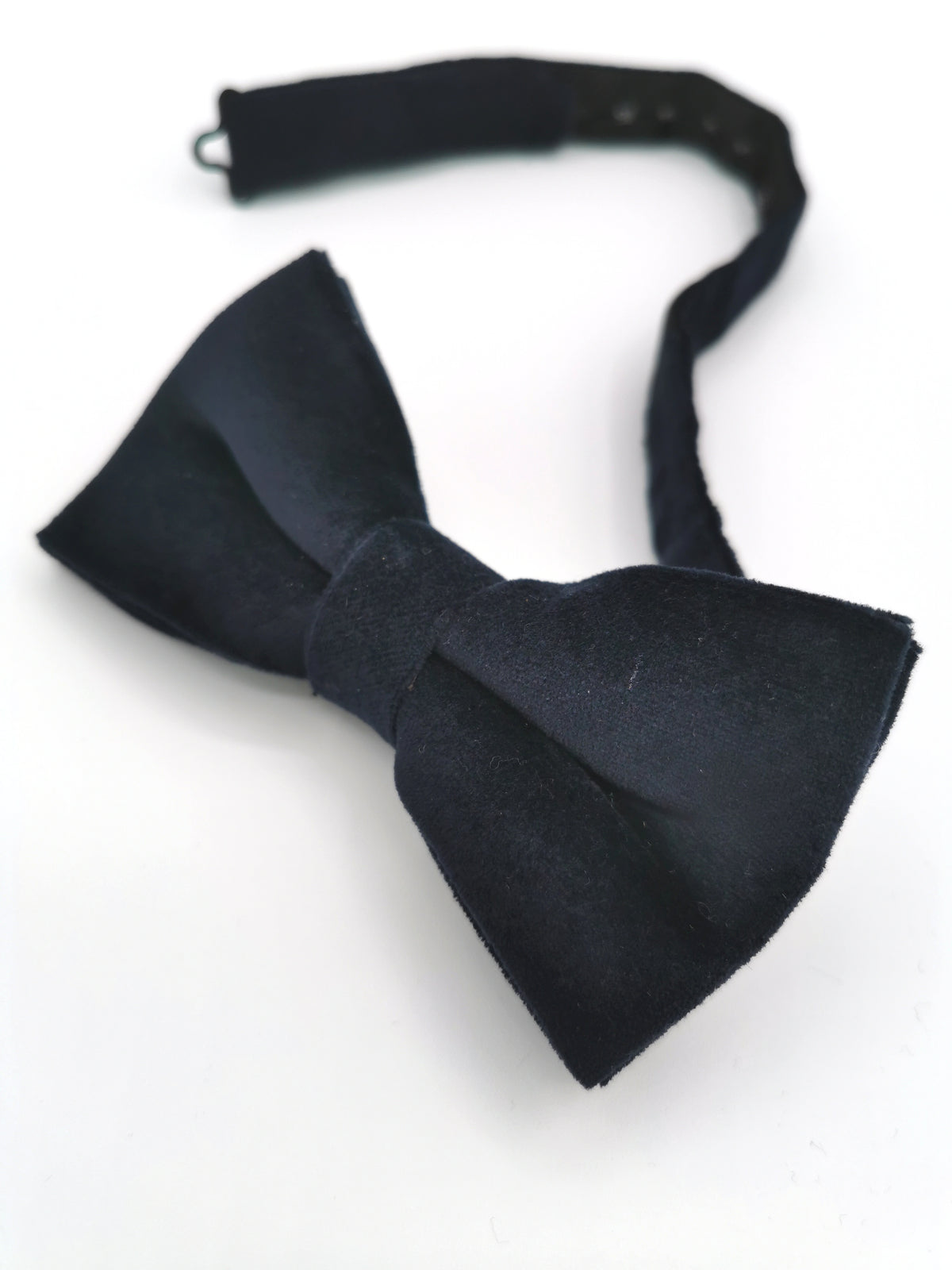 Velvet bow tie