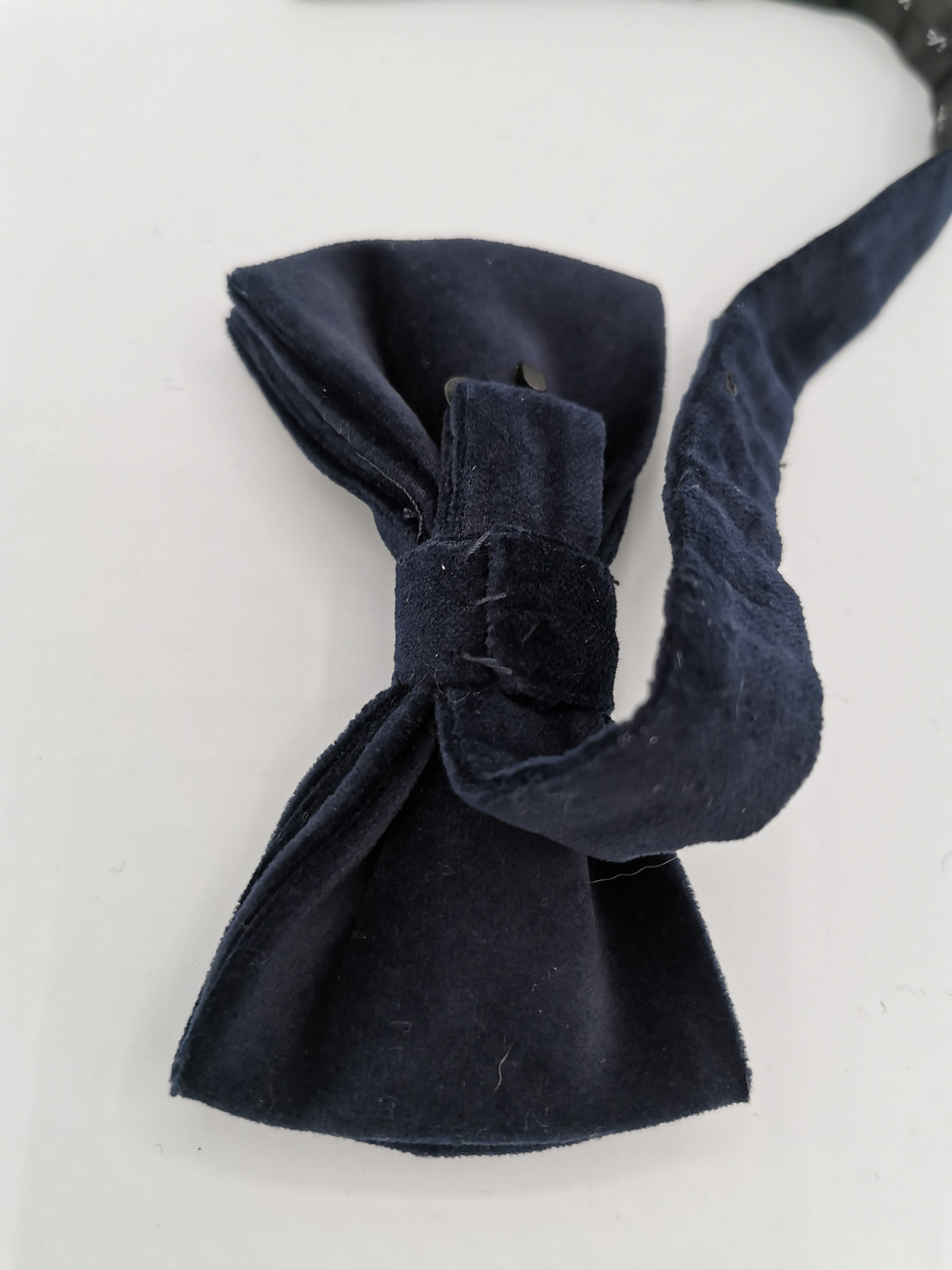 Velvet bow tie