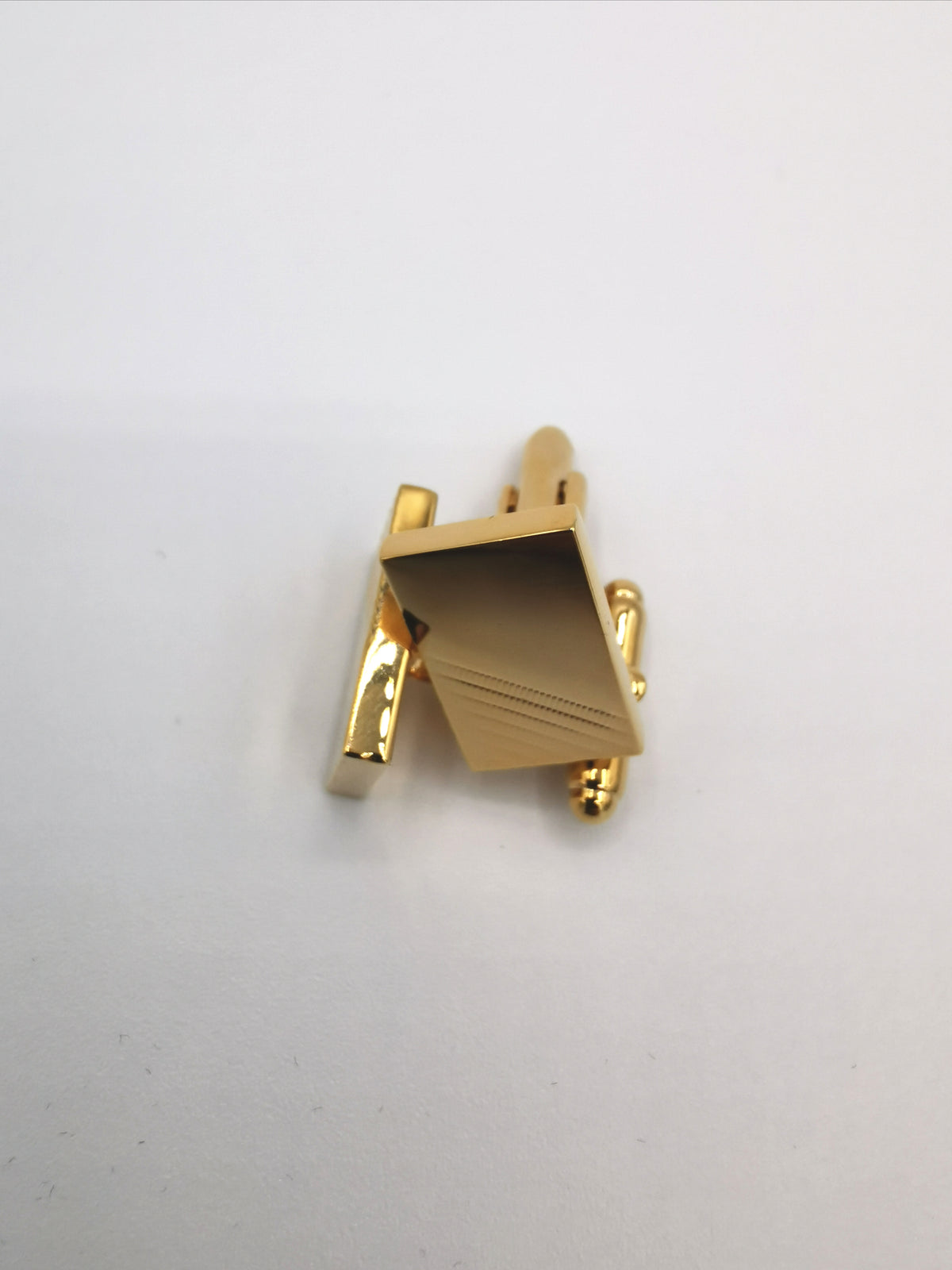 &lt;p id=&quot;isPasted&quot;&gt;GOLD RECTANGULAR CUFFLINKS&lt;/p&gt;