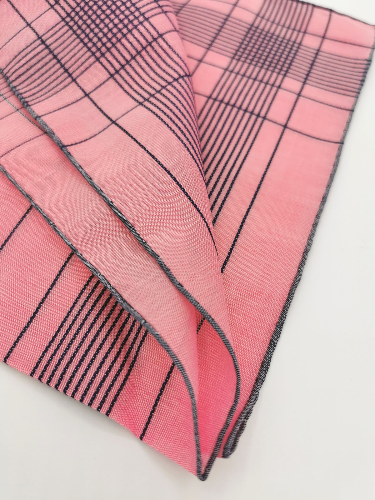 Simonnot-Godard pink pocket square with navy blue grid