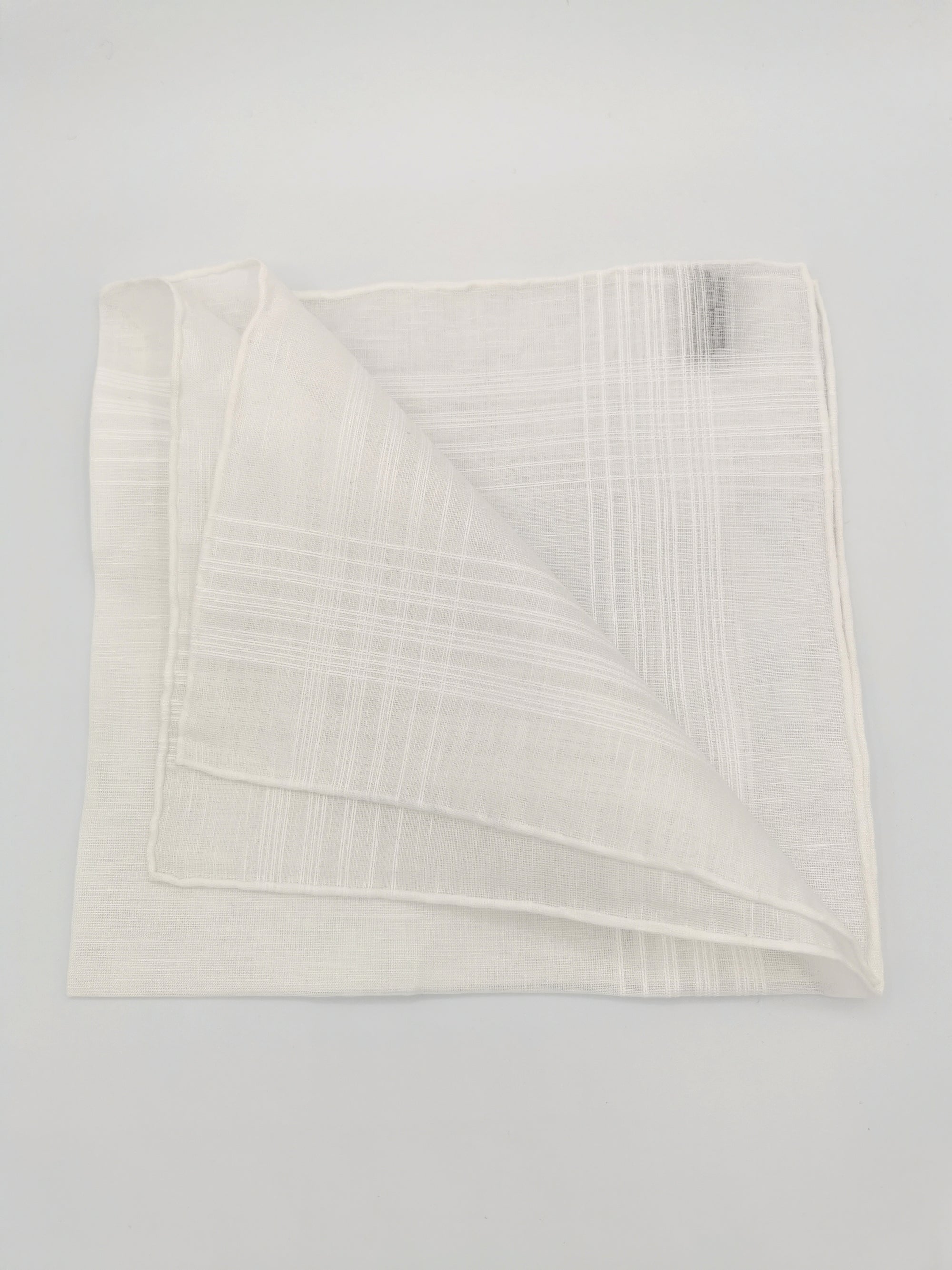 Simonnot-Godard white pocket square with white woven grid on the edges