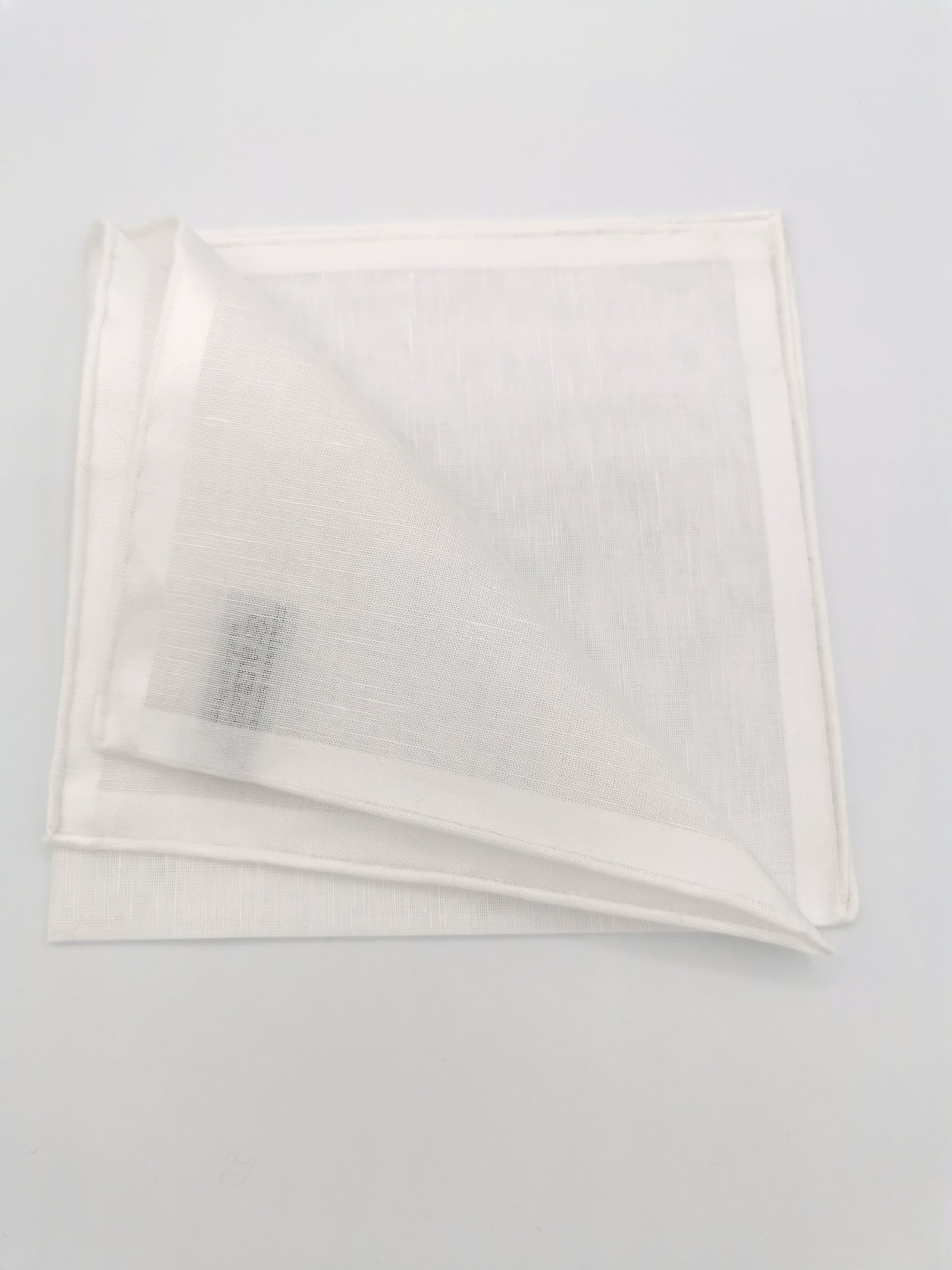 Simonnot-Godard white pocket square with white satin border