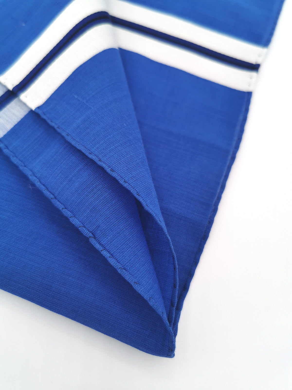 Simonnot-Godard pocket square with large grid in white satin, Archives Collection