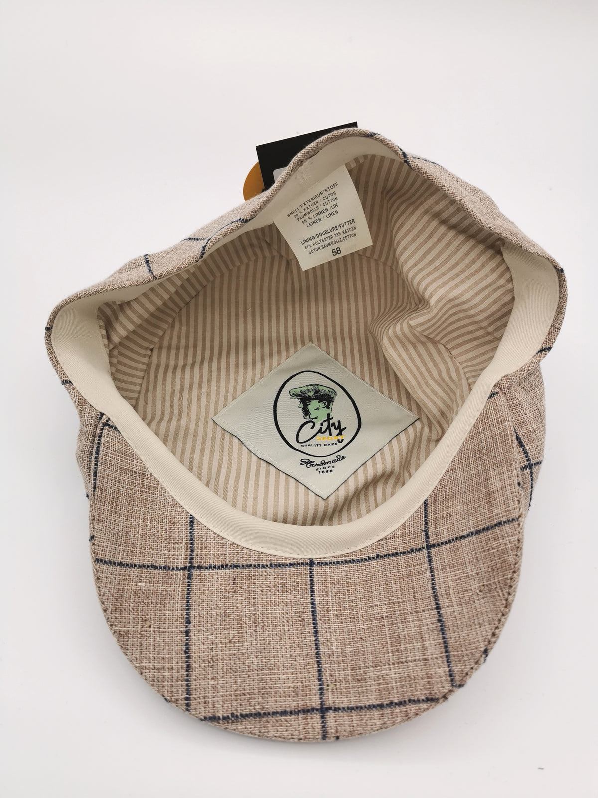 CITY SPORT CAP WITH LARGE CHECKS