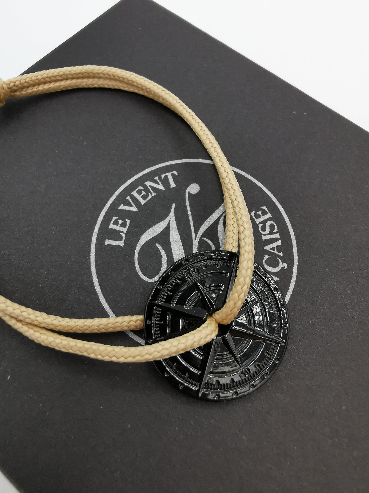 BRACELET LE VENT À LA FRANÇAISE &quot;NOIR ASPHALT&quot; BEIGE