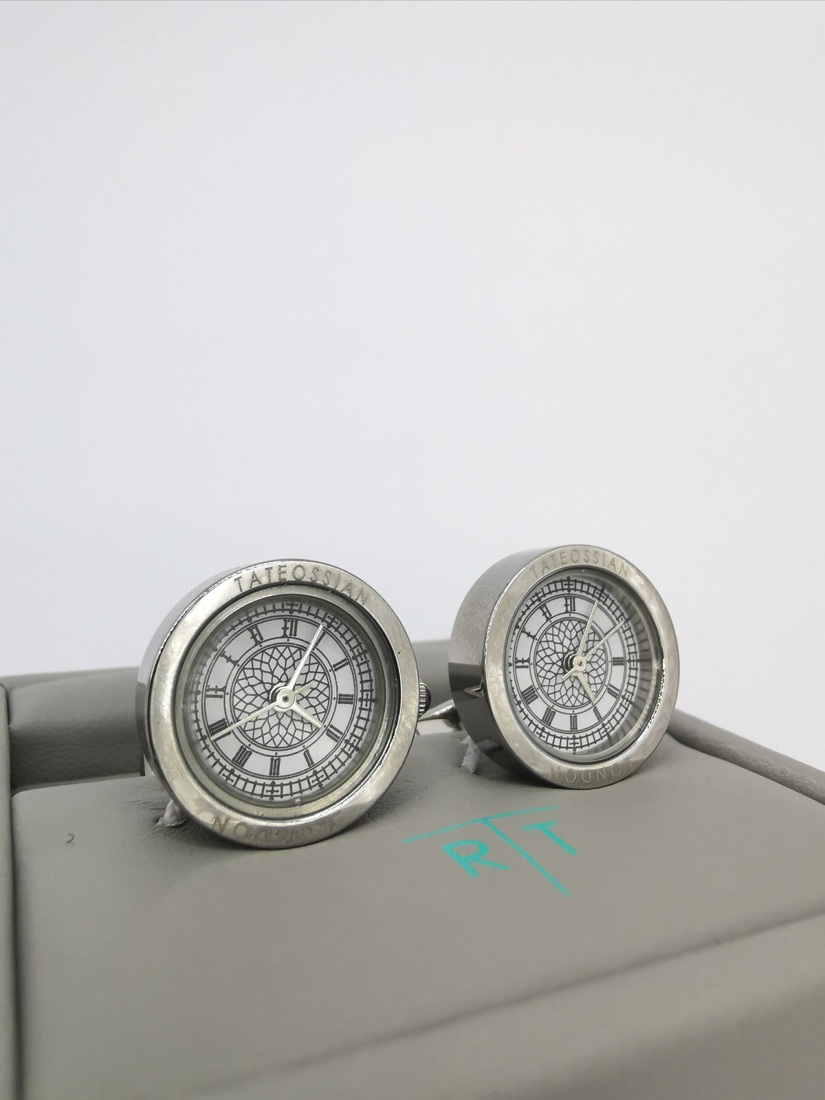 &lt;p id=&quot;isPasted&quot;&gt;TATEOSSIAN BIG BEN CUFFLINKS&lt;/p&gt;