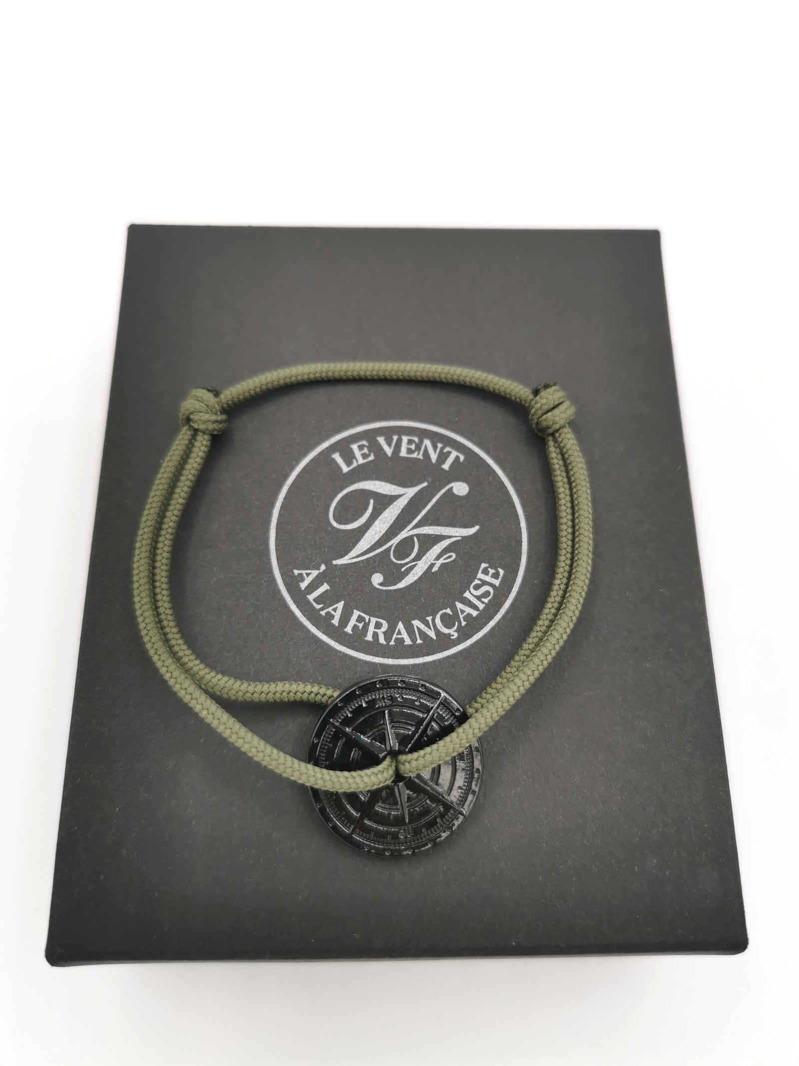 BRACELET LE VENT À LA FRANÇAISE "NOIR ASPHALT" OLIVE GREEN