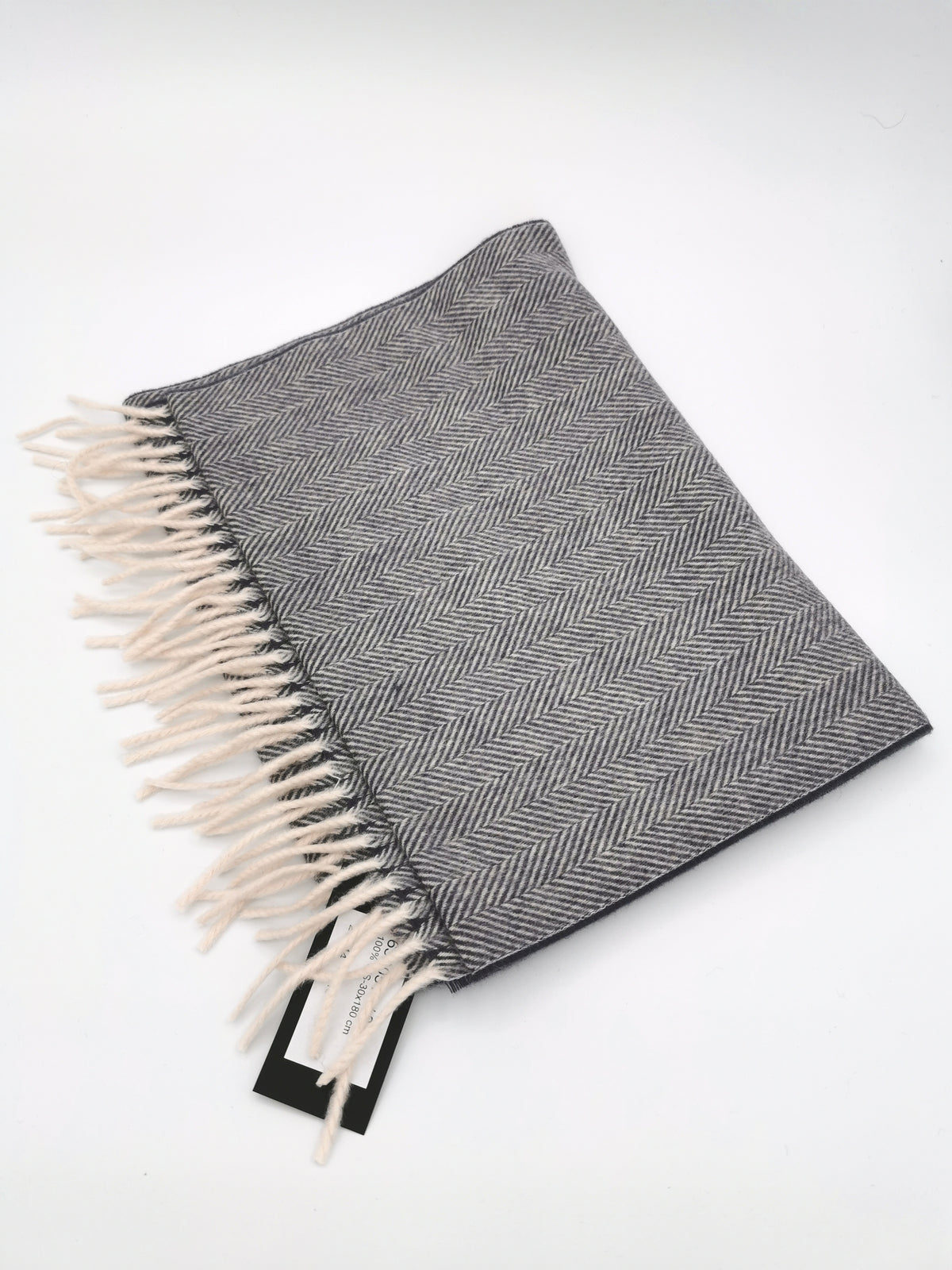Herringbone cashmere scarf with white fringes
