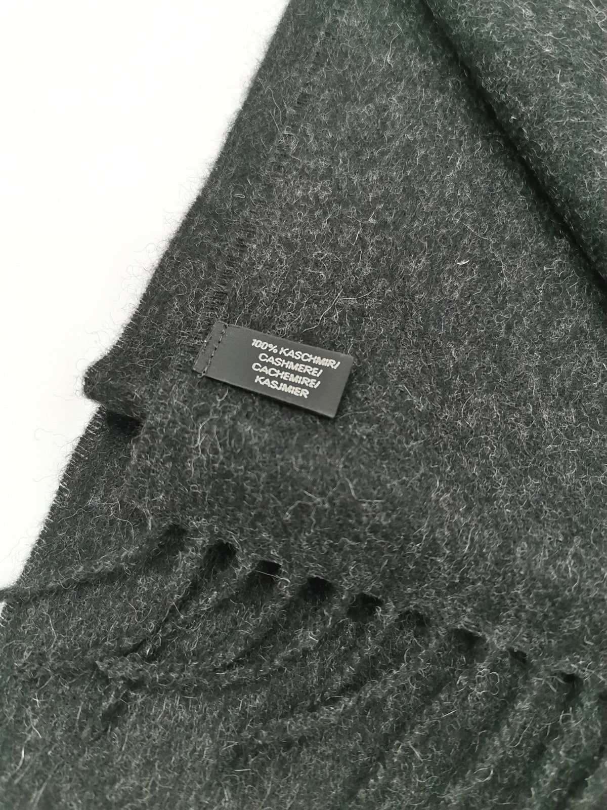 Plain cashmere scarf