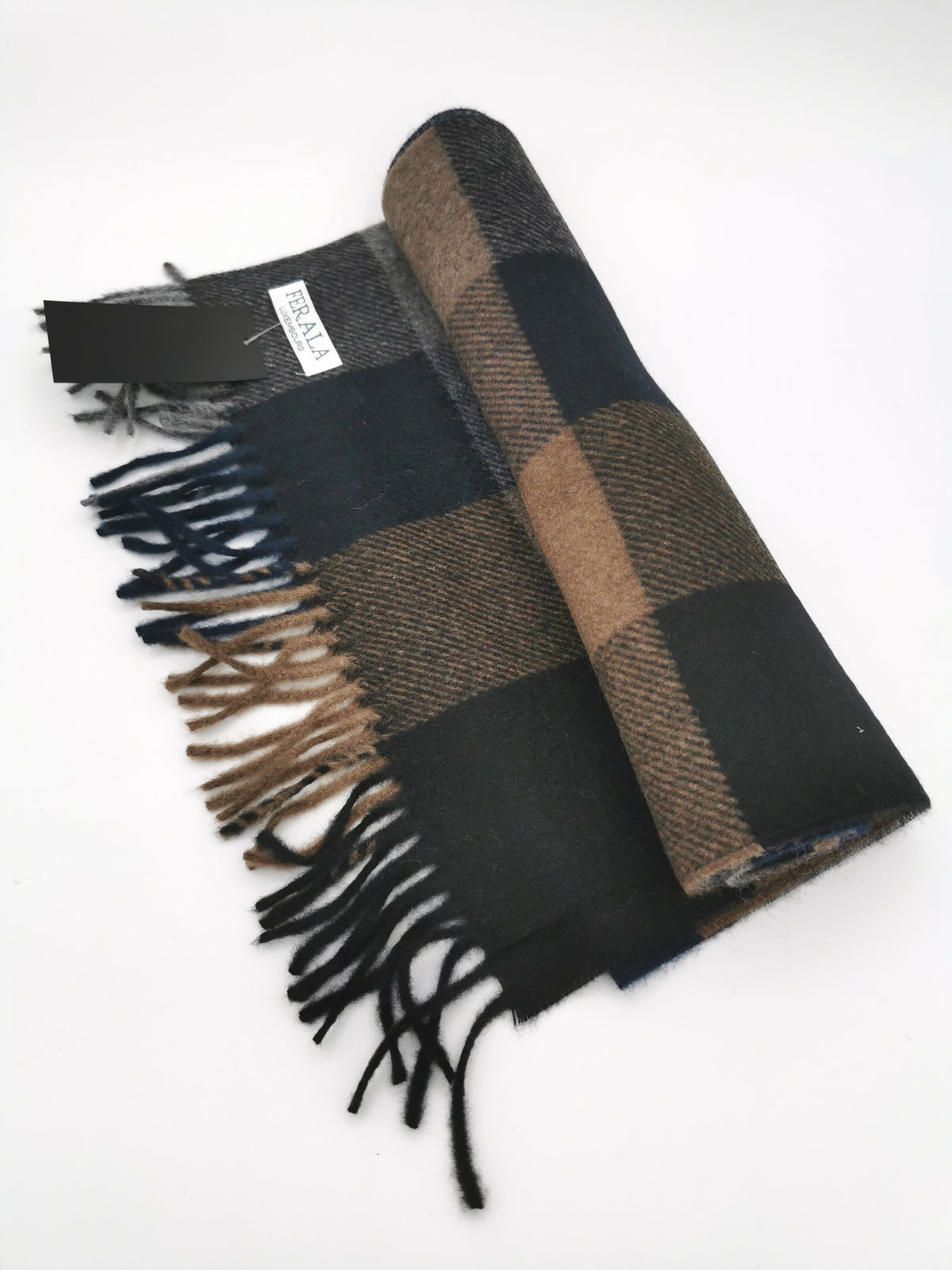 Écharpe en cachemire à carreaux