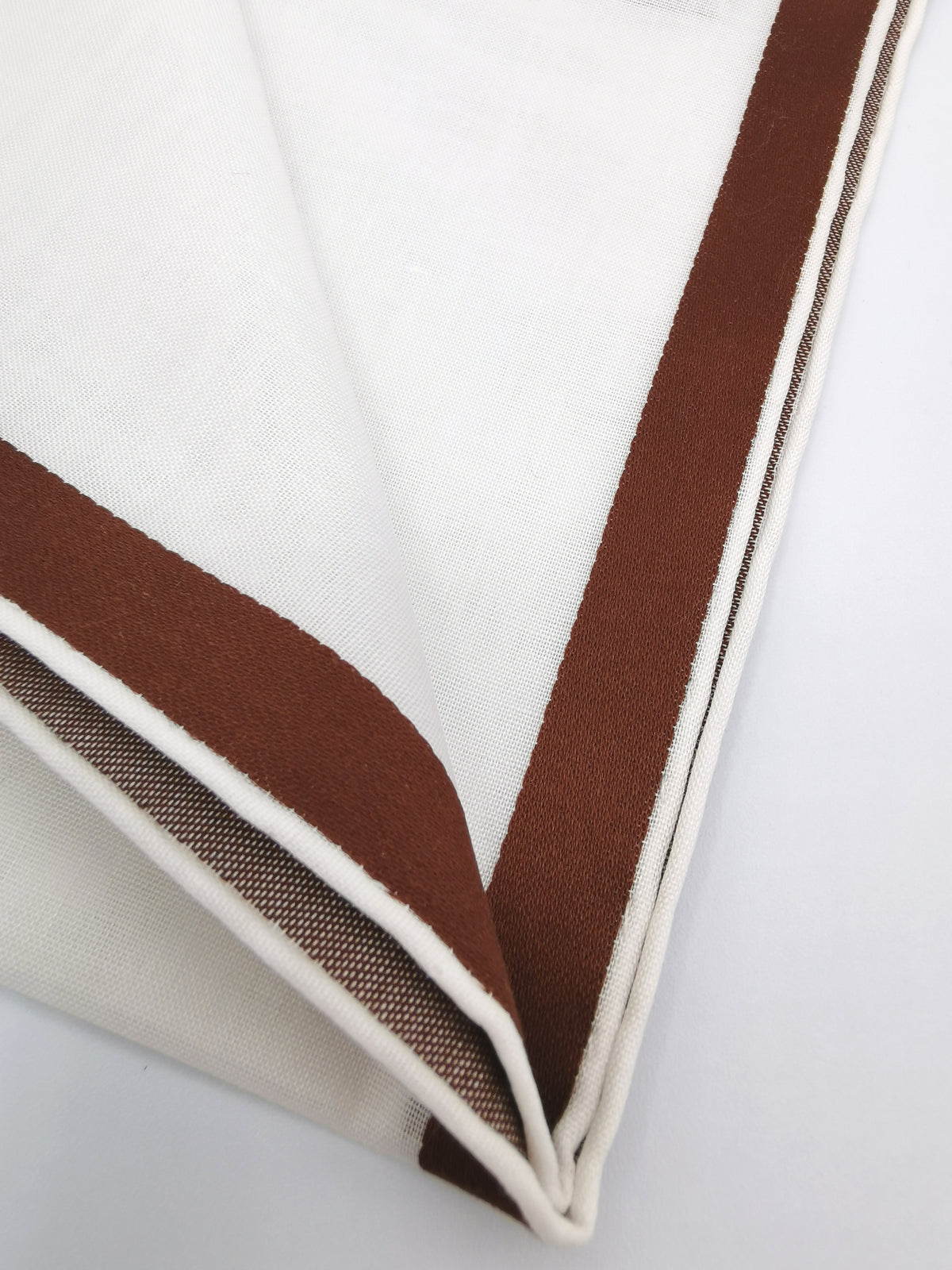 Simonnot-Godard white pocket square with brown satin border