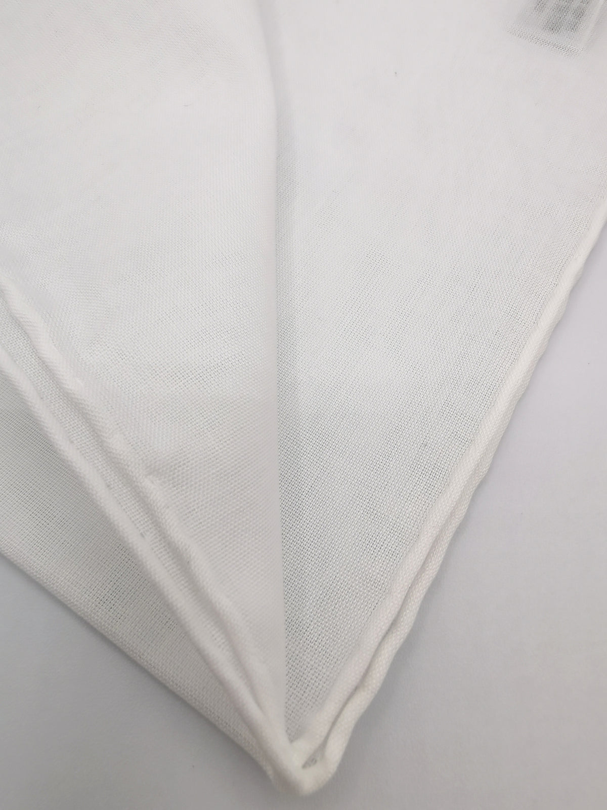PLAIN WHITE SIMONNOT-GODARD POCKET SQUARE