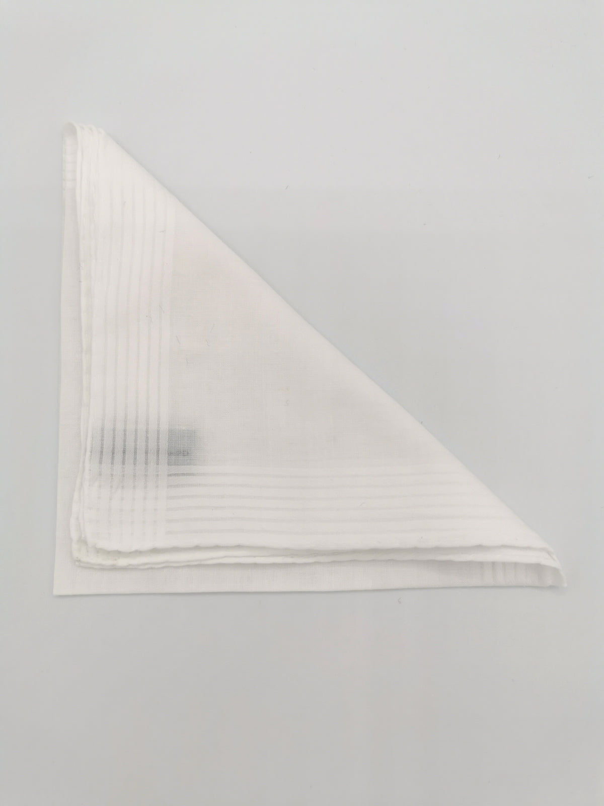 WHITE SIMONNOT-GODARD POCKET SQUARE WITH SEVEN WHITE SATIN STRIPES