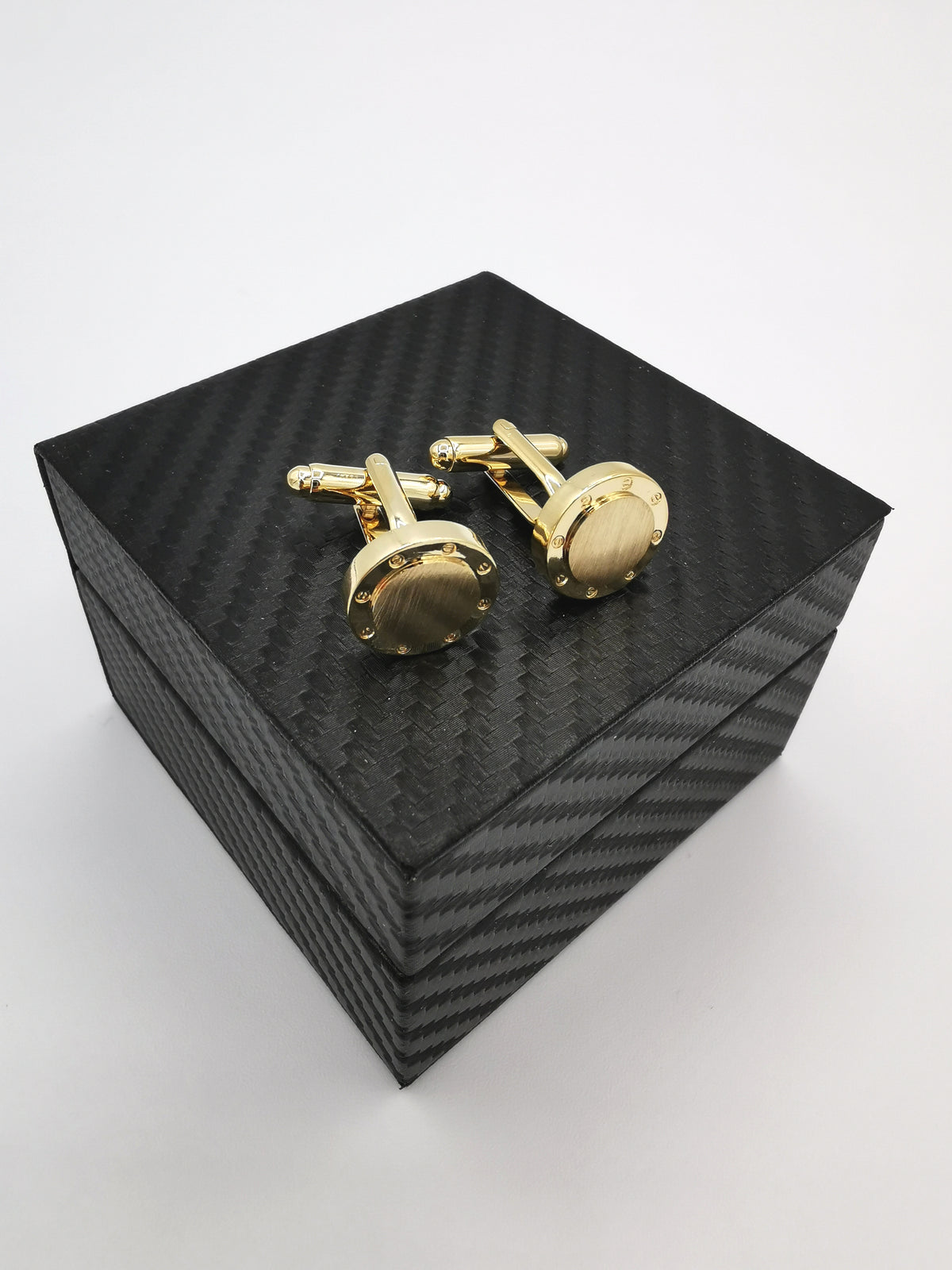GOLD CUFFLINKS