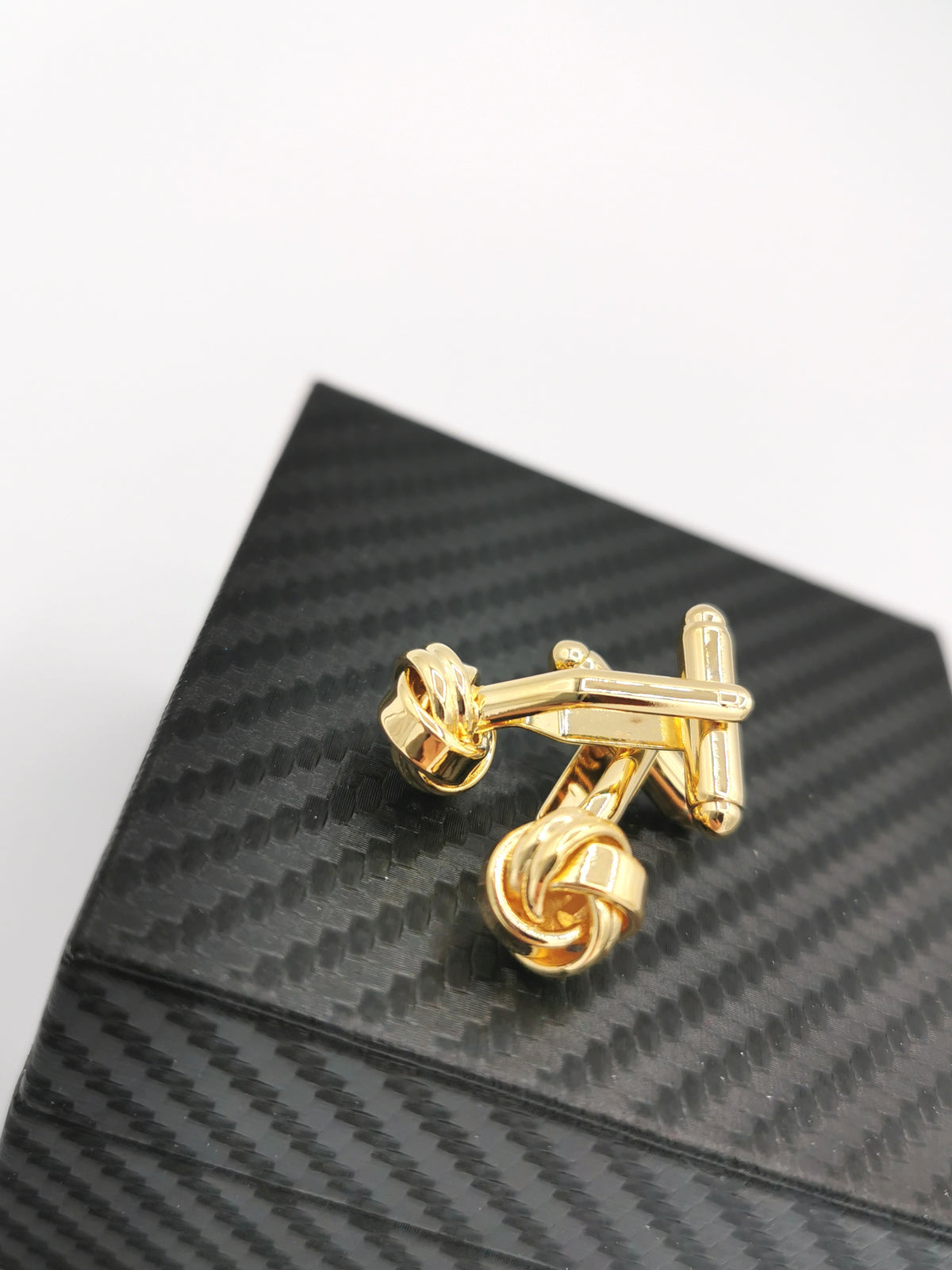 CUFFLINKS WITH GOLDEN BOWS
