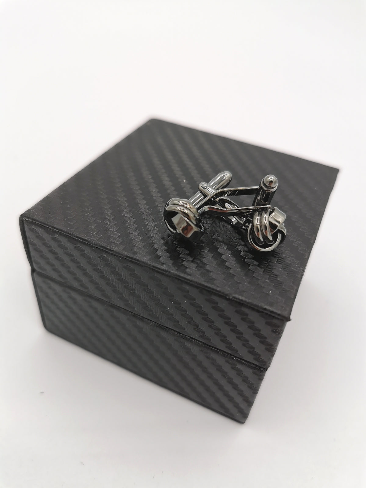 &lt;p id=&quot;isPasted&quot;&gt;BLACK BOW CUFFLINKS&lt;/p&gt;