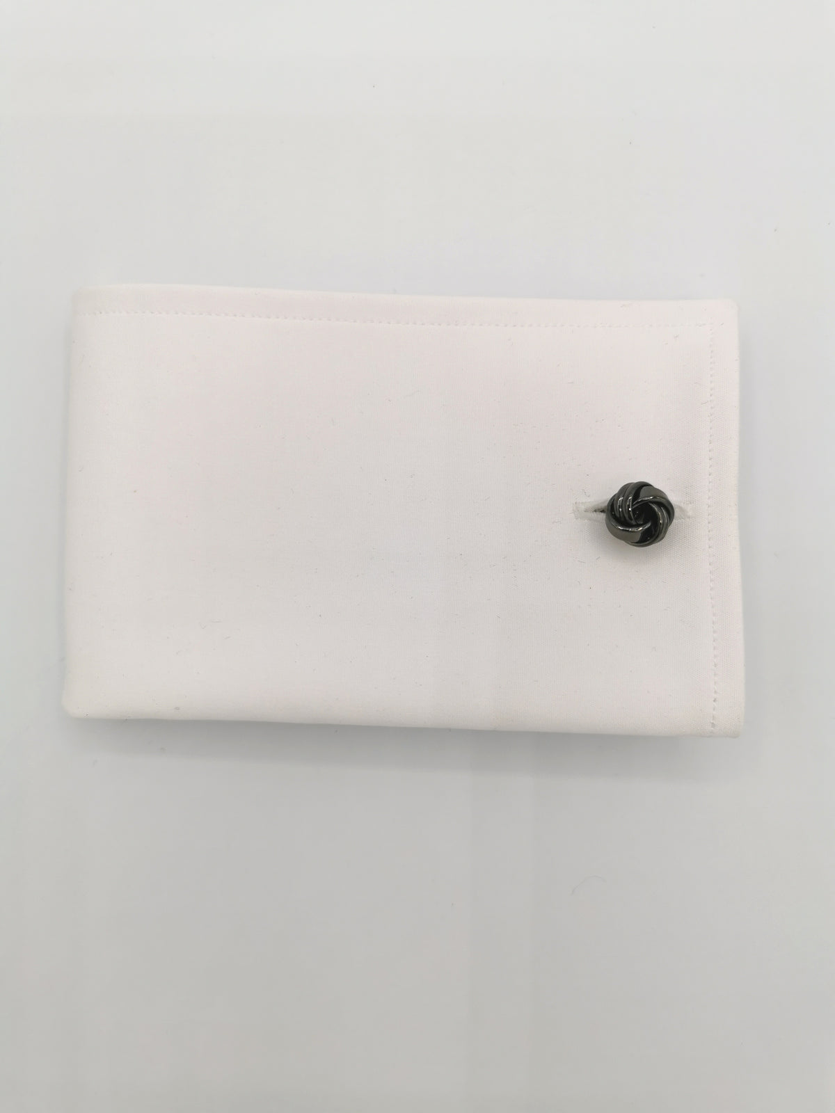 &lt;p id=&quot;isPasted&quot;&gt;BLACK BOW CUFFLINKS&lt;/p&gt;