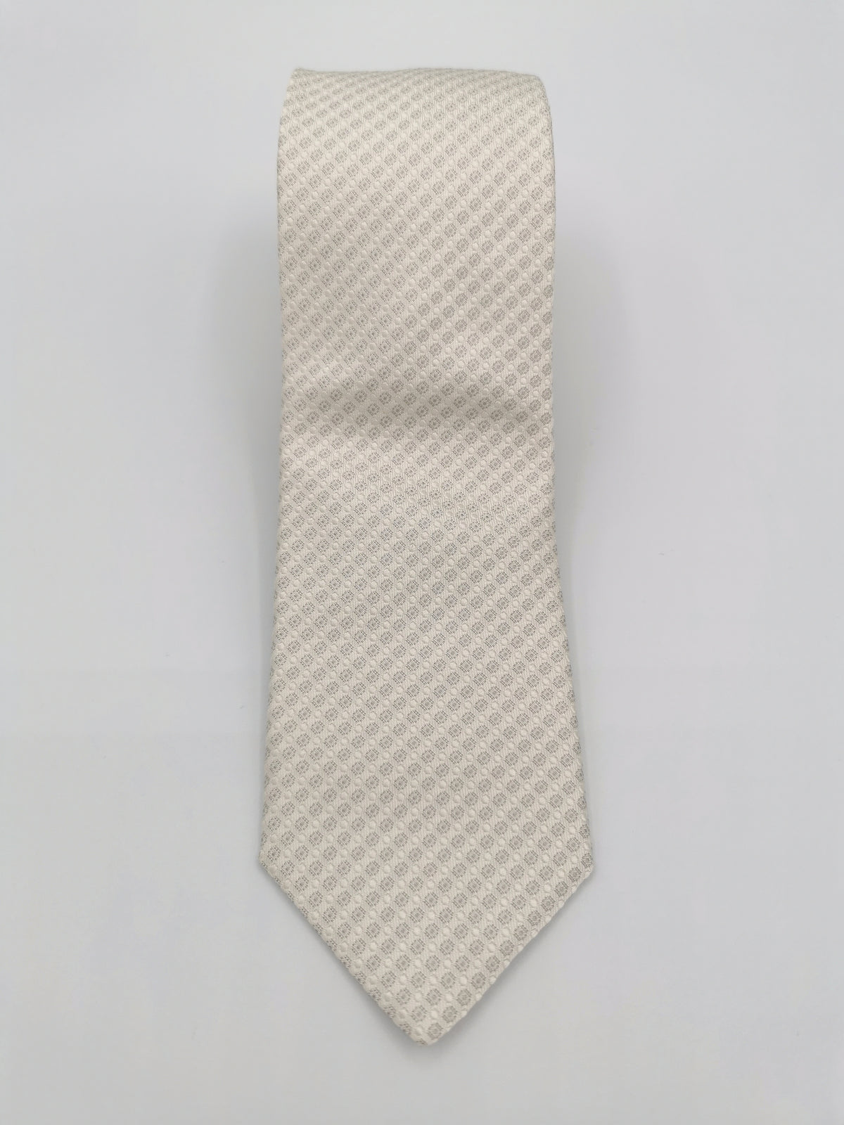 Ferala ivory silk tie with circle pattern