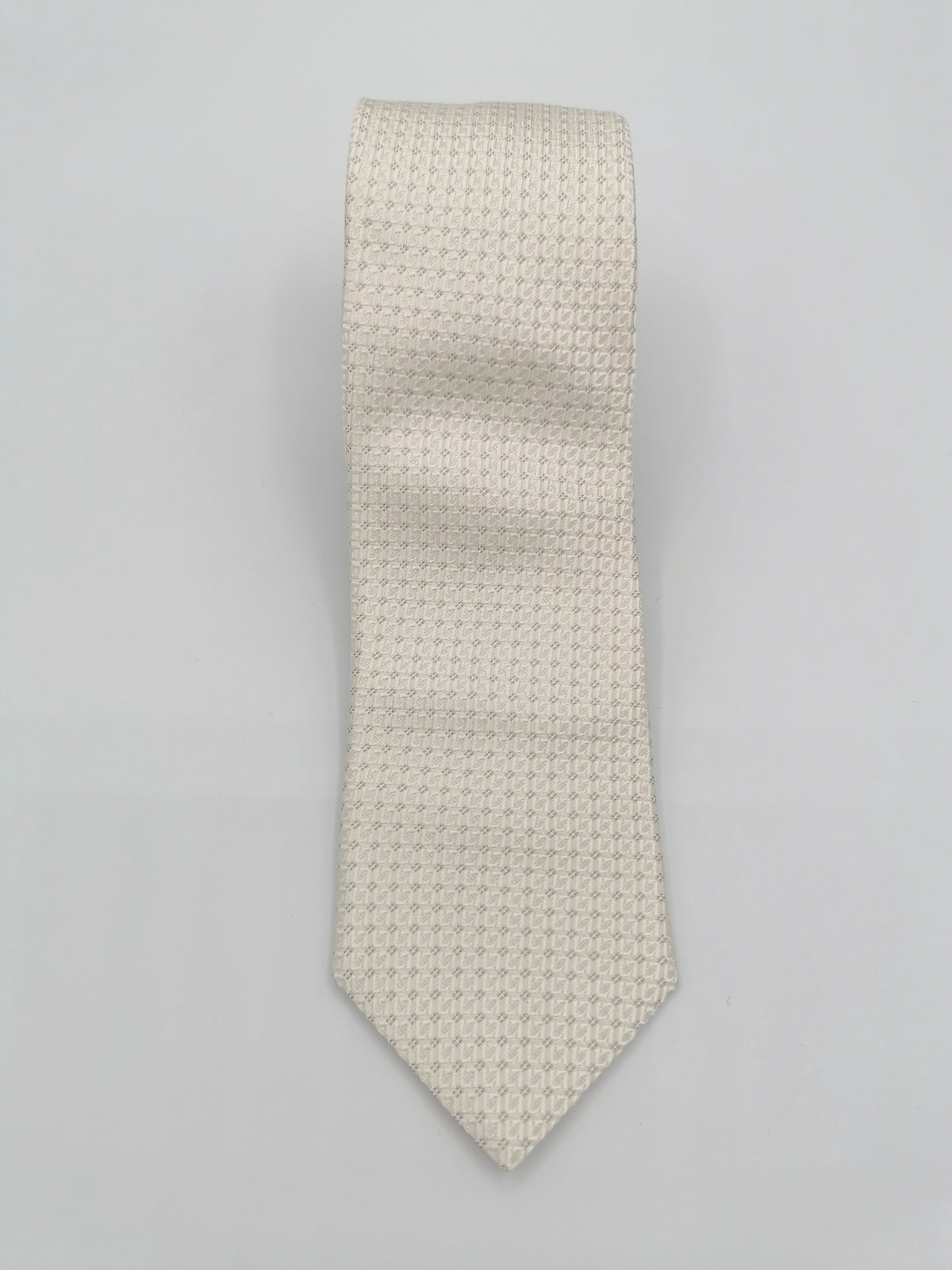 Ferala ivory silk tie with rectangle pattern