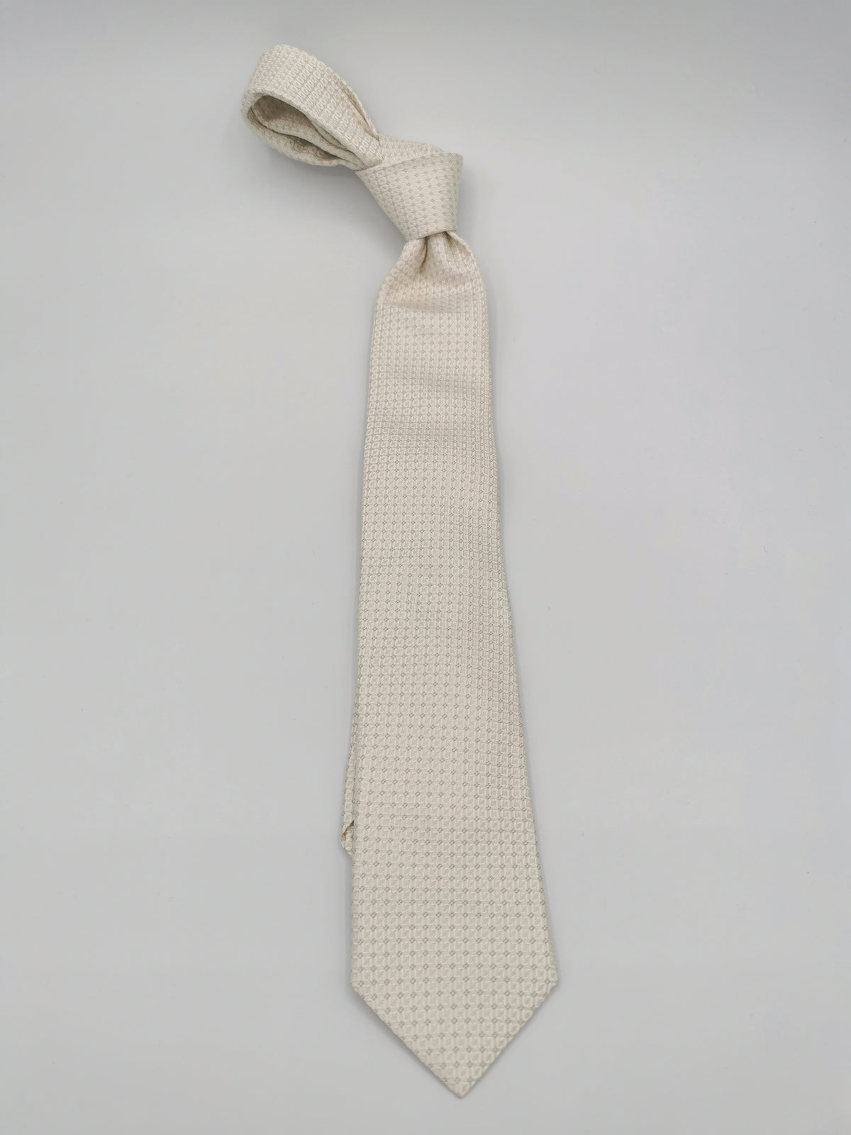 Ferala ivory silk tie with rectangle pattern