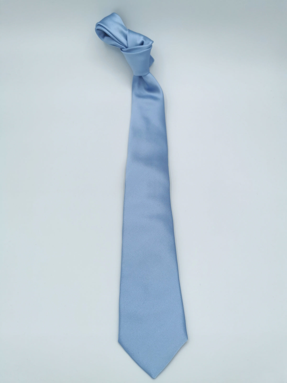Ferala silk tie