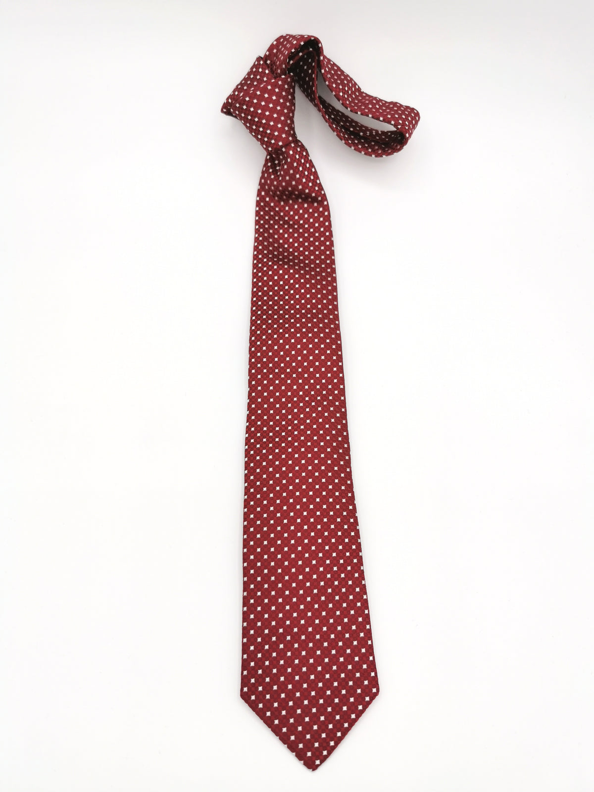 Ferala tie with red and white checkerboard pattern