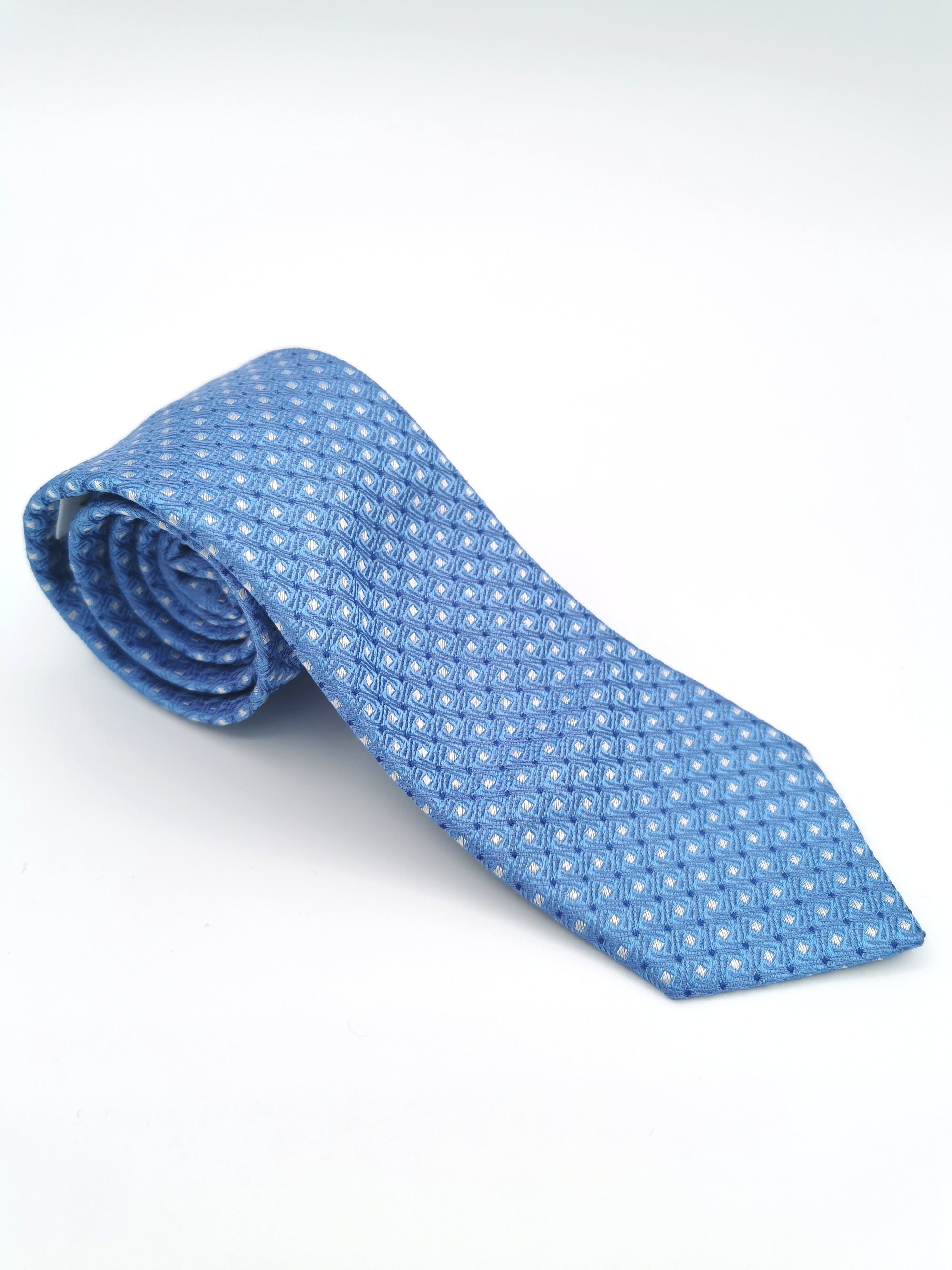 Ferala tie with small rectangles pattern