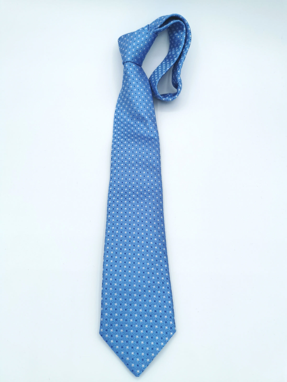 Ferala tie with small rectangles pattern