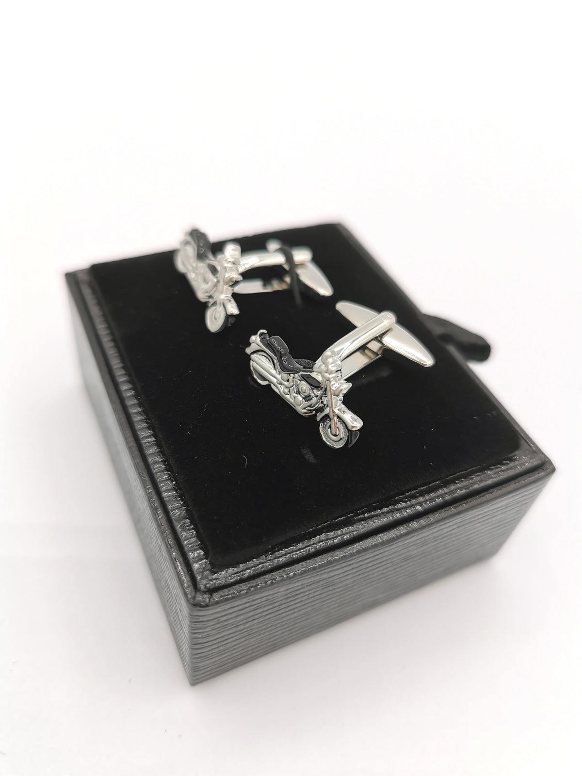 &lt;p&gt;Motorcycle cufflinks&lt;/p&gt;